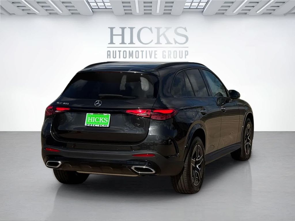 MERCEDES-BENZ GLC - 5