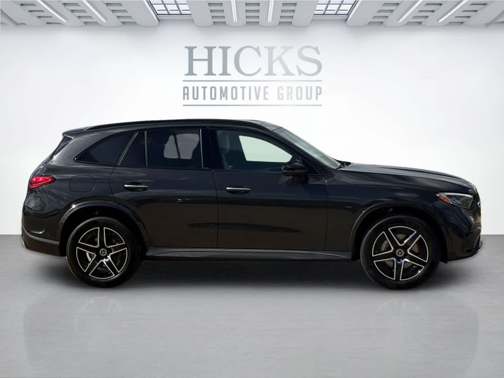 MERCEDES-BENZ GLC - 4