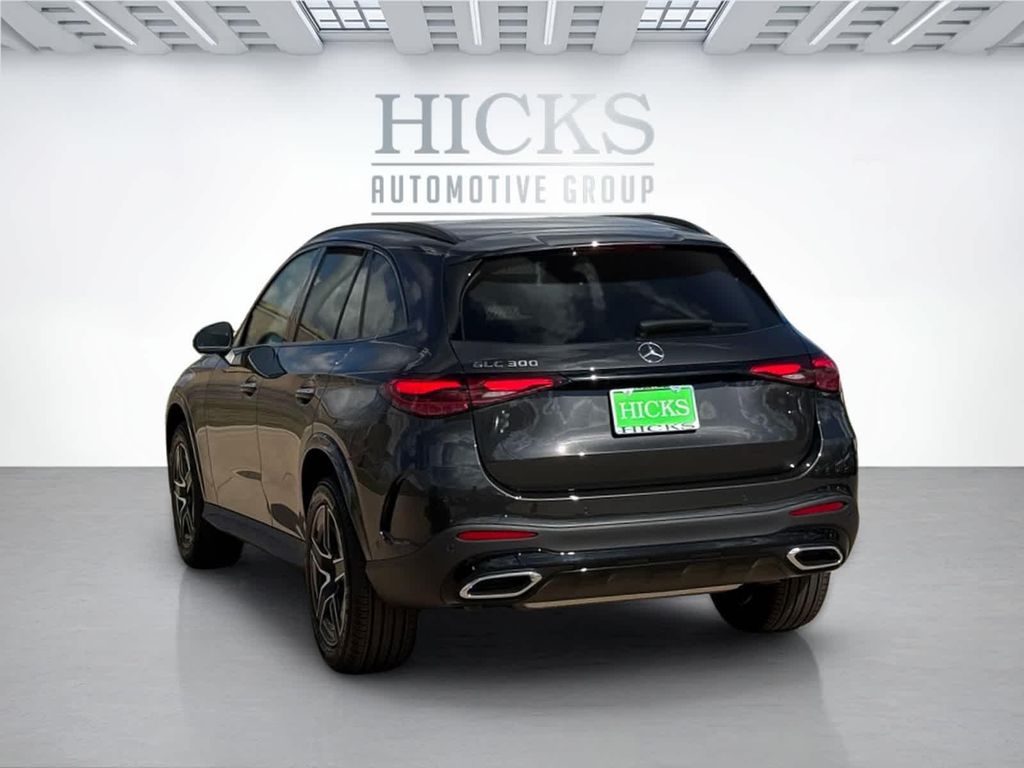 MERCEDES-BENZ GLC - 7