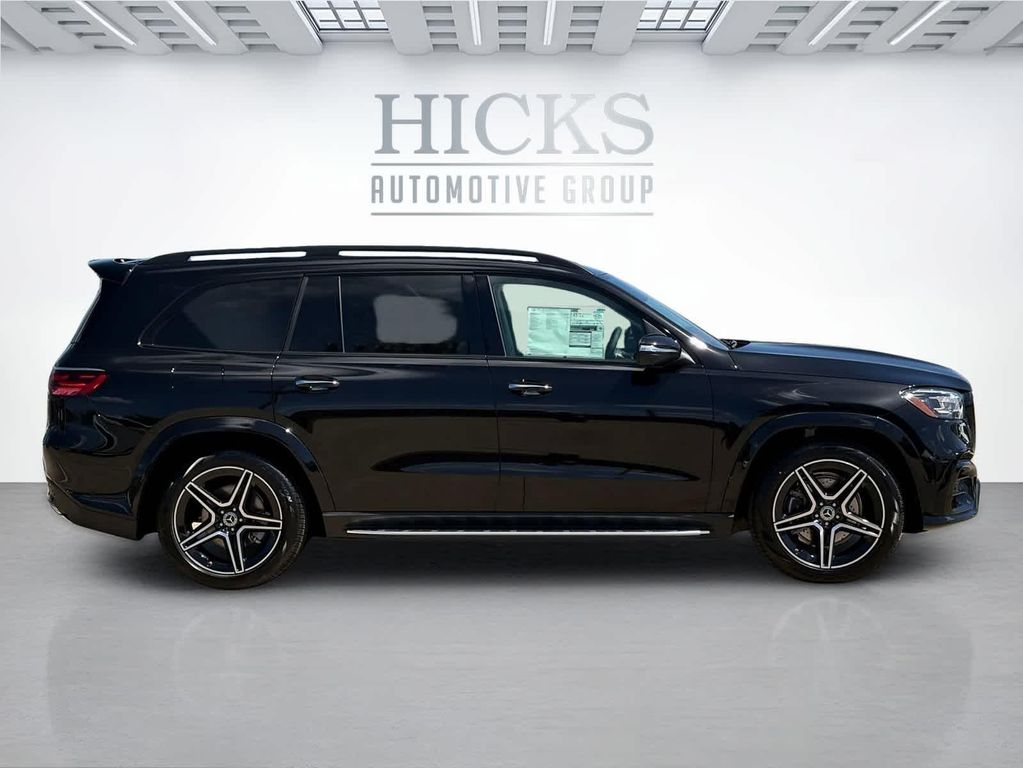 MERCEDES-BENZ GLS - 4