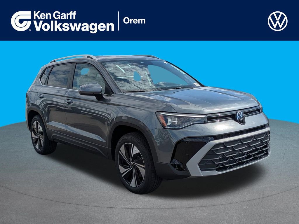 New 2026 Volkswagen Taos SE