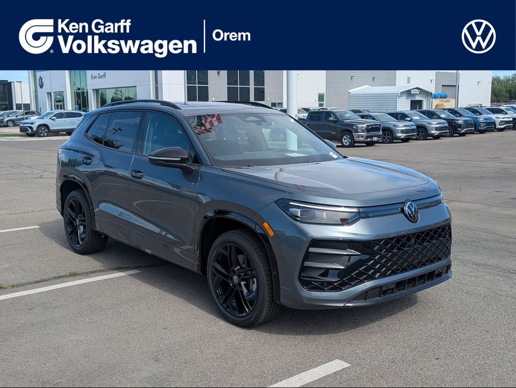 New 2026 Volkswagen Tiguan 2.0T SE R-Line Black 4MOTION
