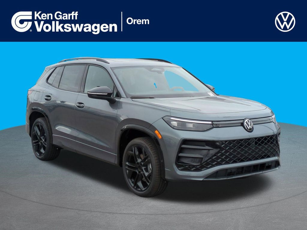 New 2026 Volkswagen Tiguan 2.0T SE R-Line Black 4MOTION