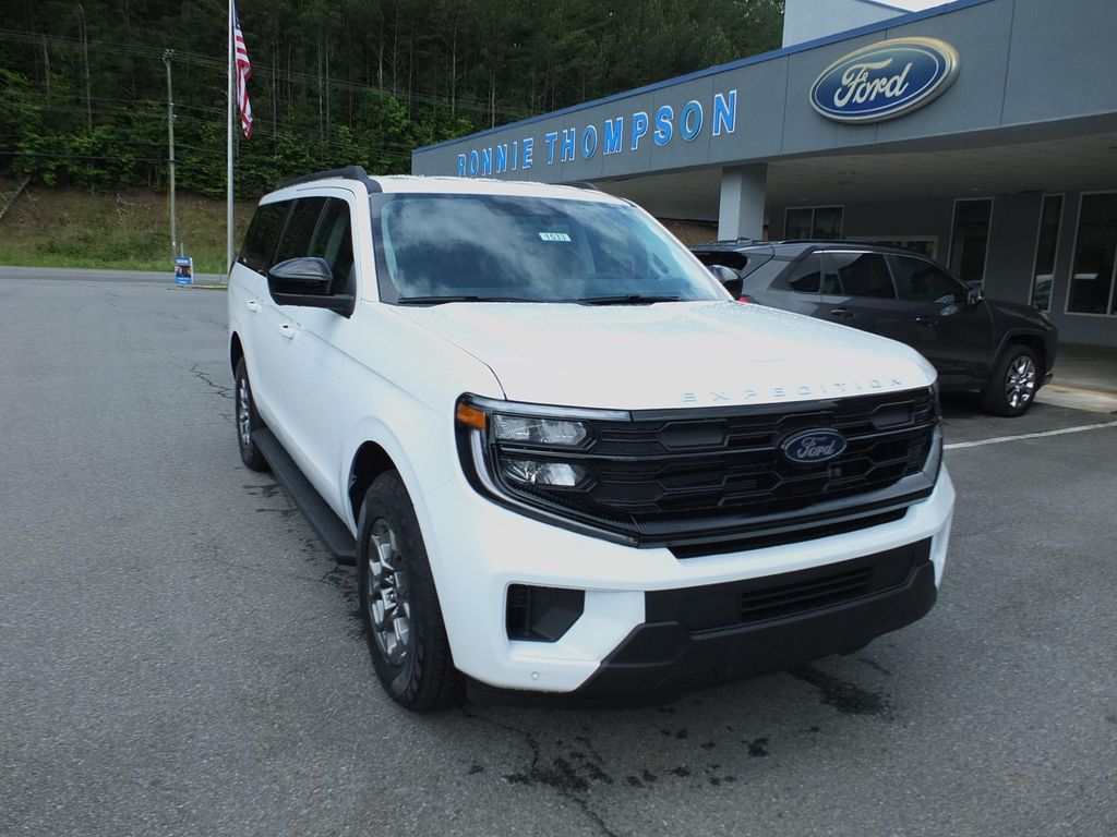 New 2026 Ford Expedition Max Active 4x4