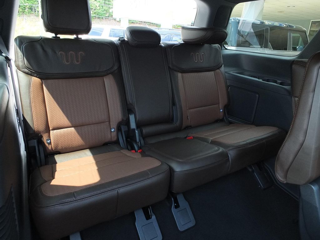 2027 FORD EXPEDITION KING RANCH — миниатюра 16