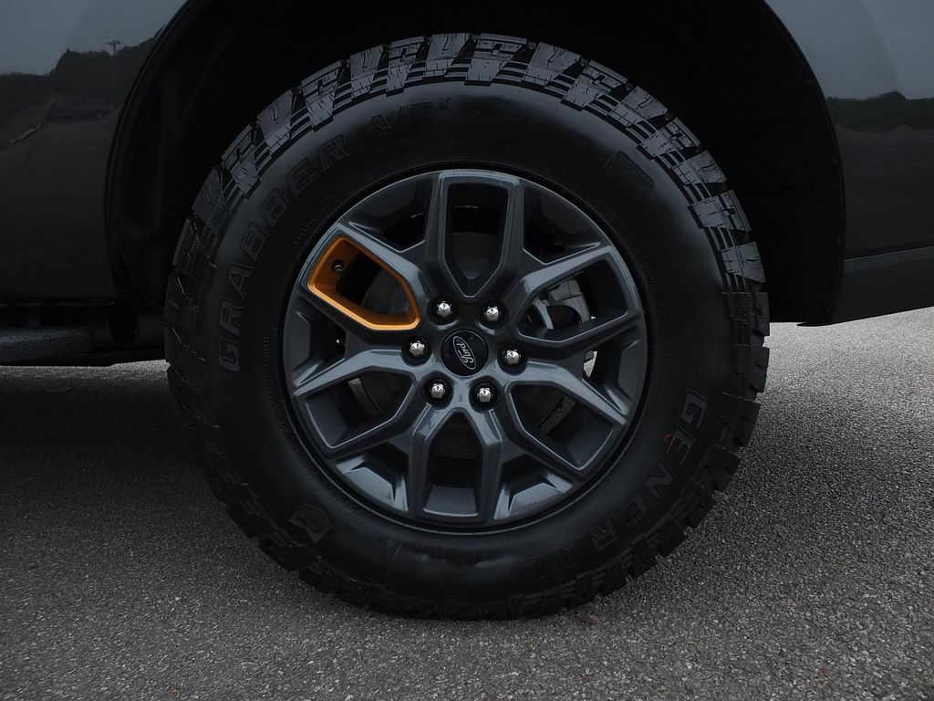 صورة 10 لـ 2026 FORD EXPEDITION TREMOR