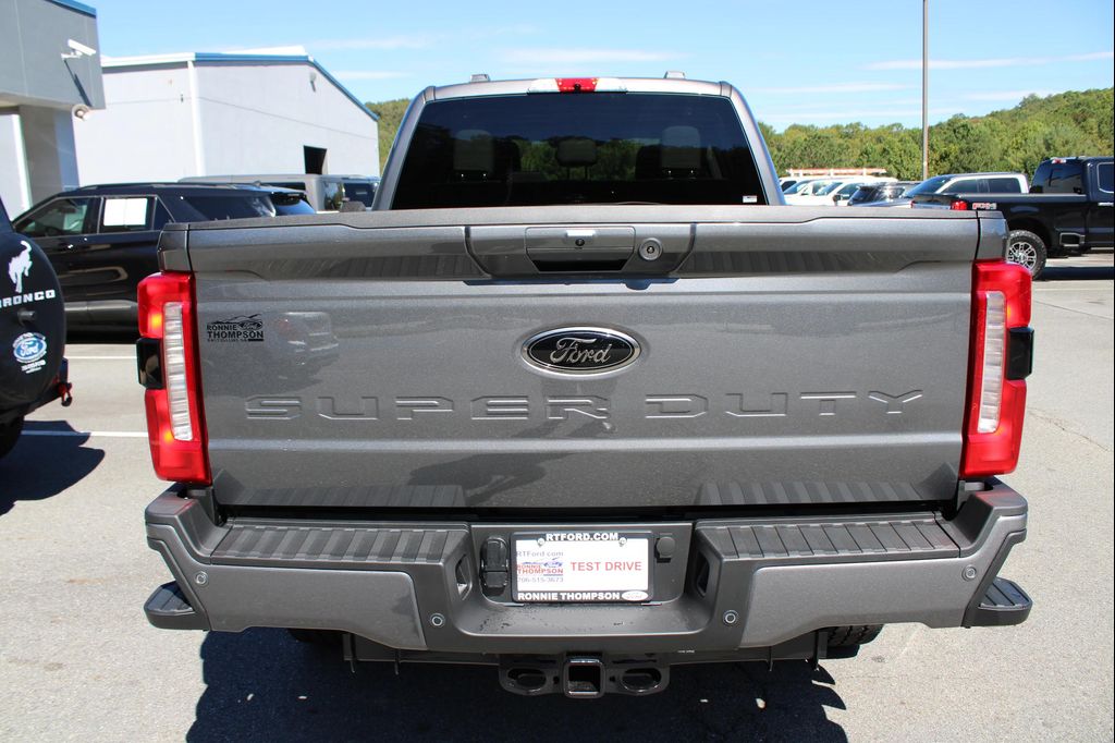 2026 FORD F-250 XLT photo 4
