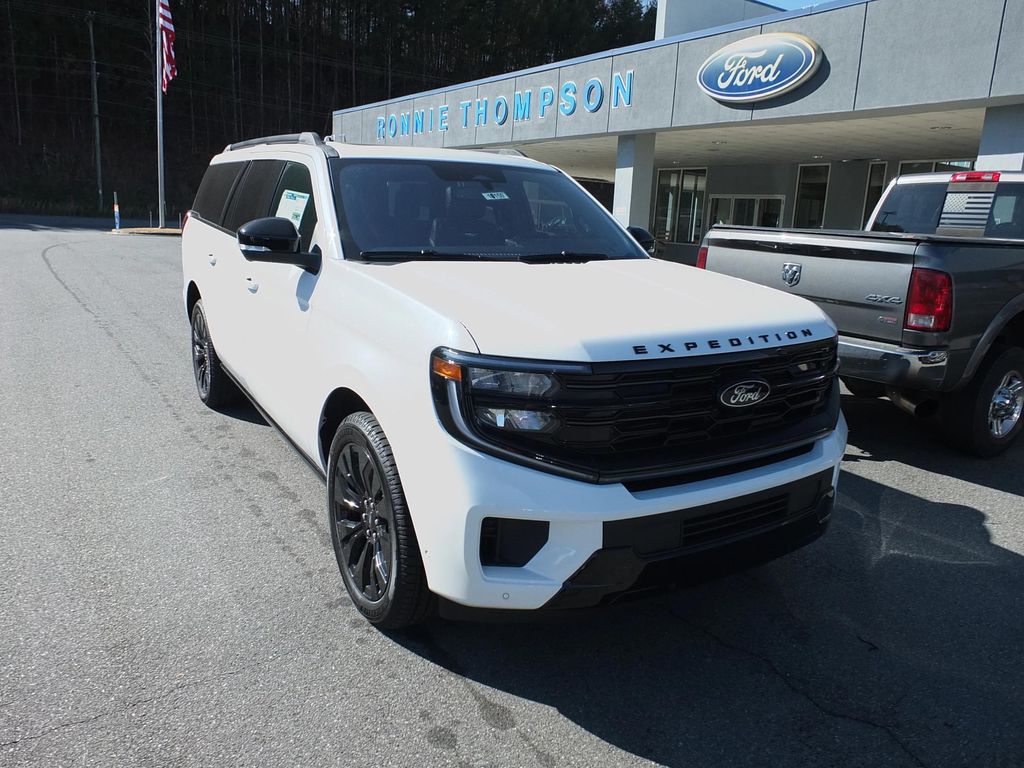 New 2025 Ford Expedition Max Platinum