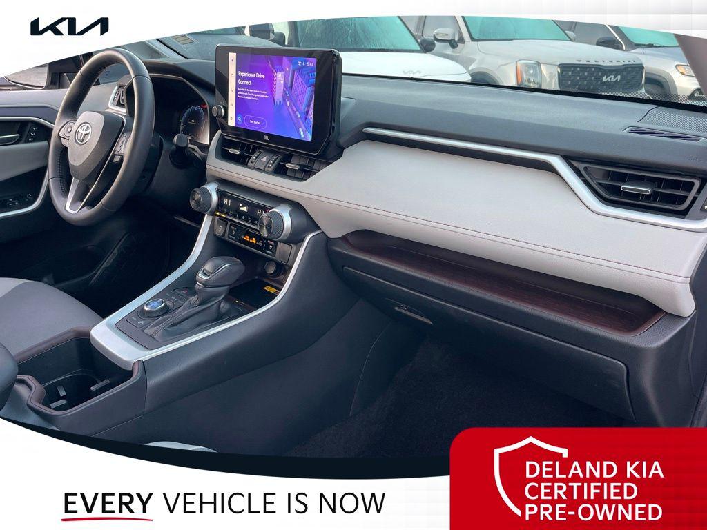 صورة مصغرة 33 لـ 2023 Toyota RAV4 LIMITED
