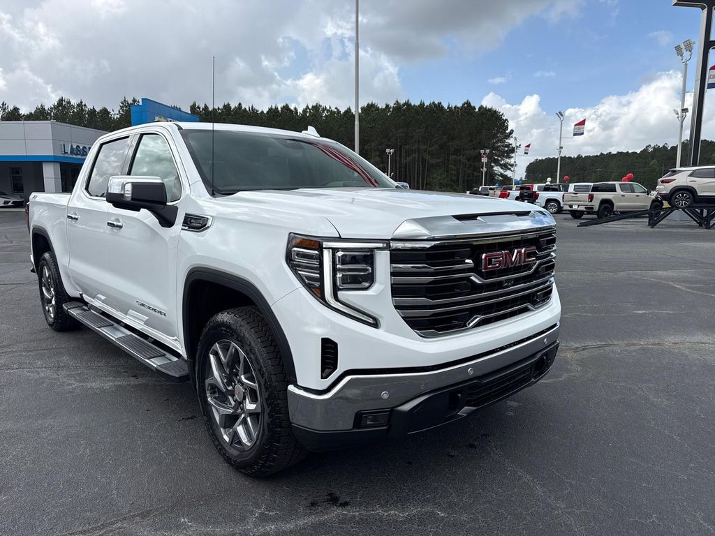 New 2026 GMC Sierra 1500 SLT