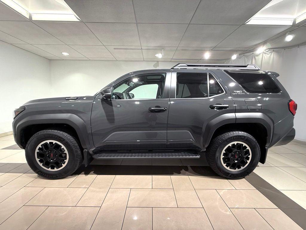 صورة 2 لـ 2025 Toyota 4RUNNER TRD OFF ROAD PREMIUM