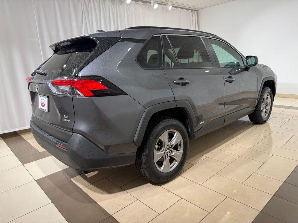 صورة 6 لـ 2025 Toyota RAV4 HYBRID SE