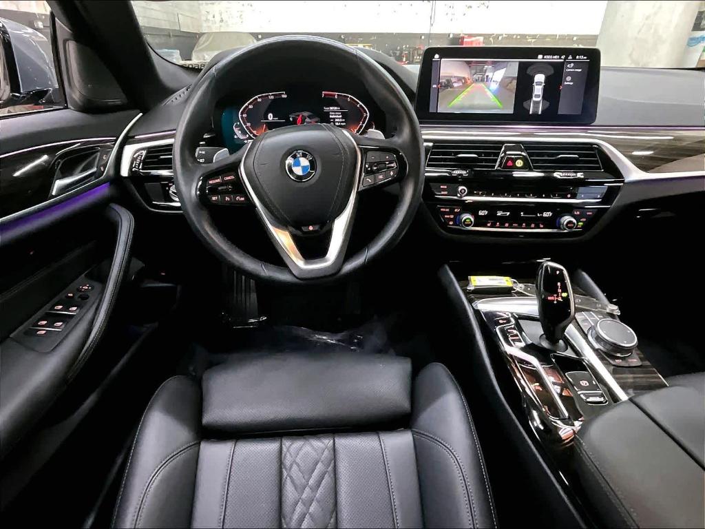 صورة 7 لـ 2023 BMW 530 I