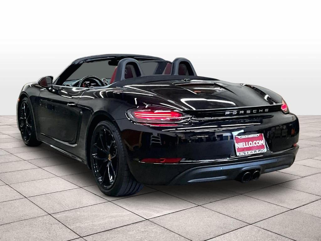 صورة 12 لـ 2024 Porsche 718 BOXSTER