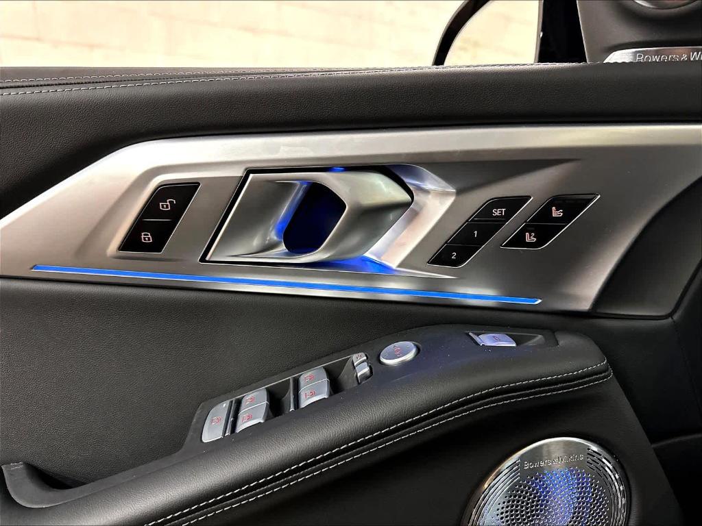 صورة مصغرة 22 لـ 2026 BMW XM LABEL