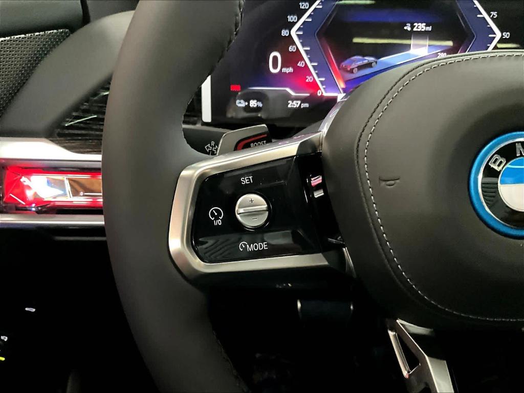 صورة مصغرة 16 لـ 2026 BMW I7 EDRIVE50