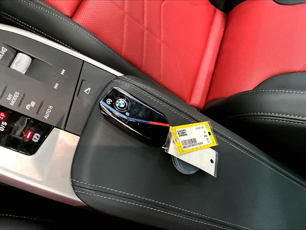 2025 BMW X1 M35I 照片 11