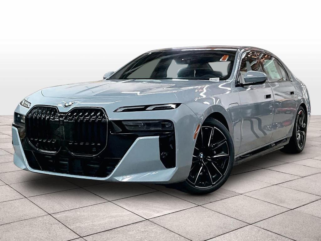 New 2026 BMW 750e xDrive