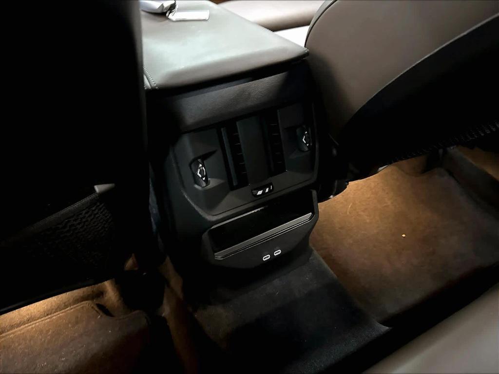 صورة مصغرة 33 لـ 2026 BMW X3 30 XDRIVE