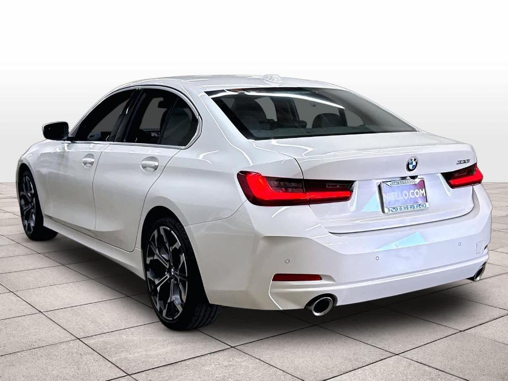 صورة مصغرة 11 لـ 2025 BMW 330 I