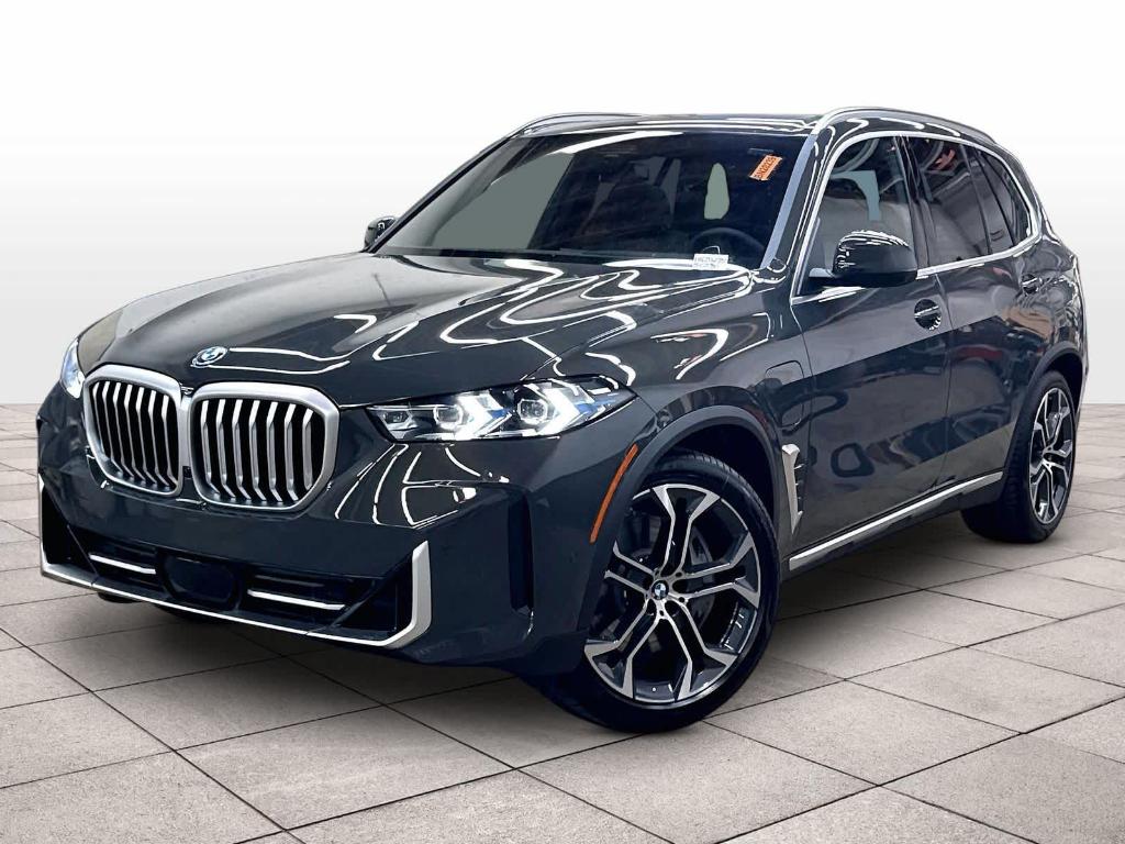 New 2026 BMW X5 PHEV xDrive50e