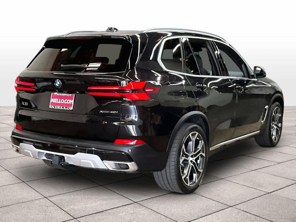 صورة مصغرة 14 لـ 2025 BMW X5 XDRIVE40I