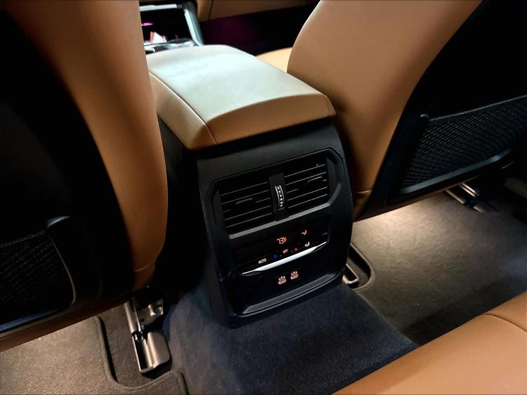 صورة مصغرة 33 لـ 2023 BMW I4 GRAN COUPE EDRIVE35