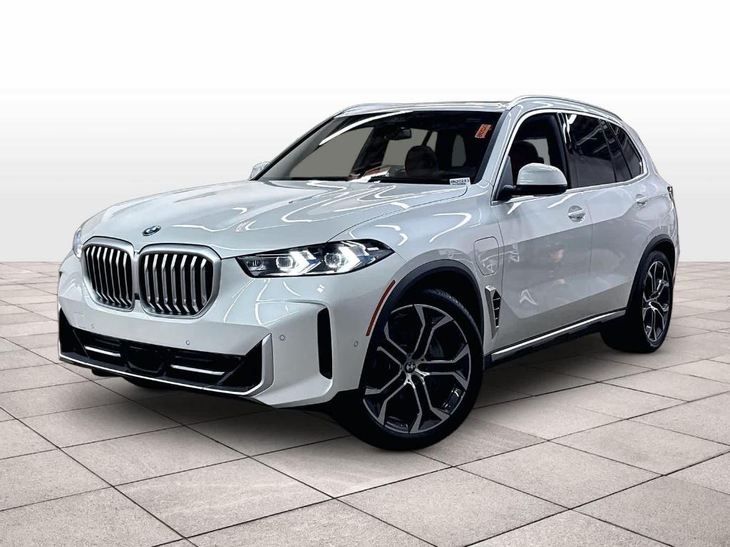 New 2026 BMW X5 PHEV xDrive50e