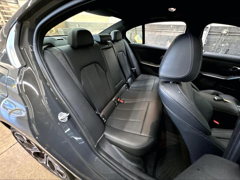 2026 BMW 330 I NA — миниатюра 26