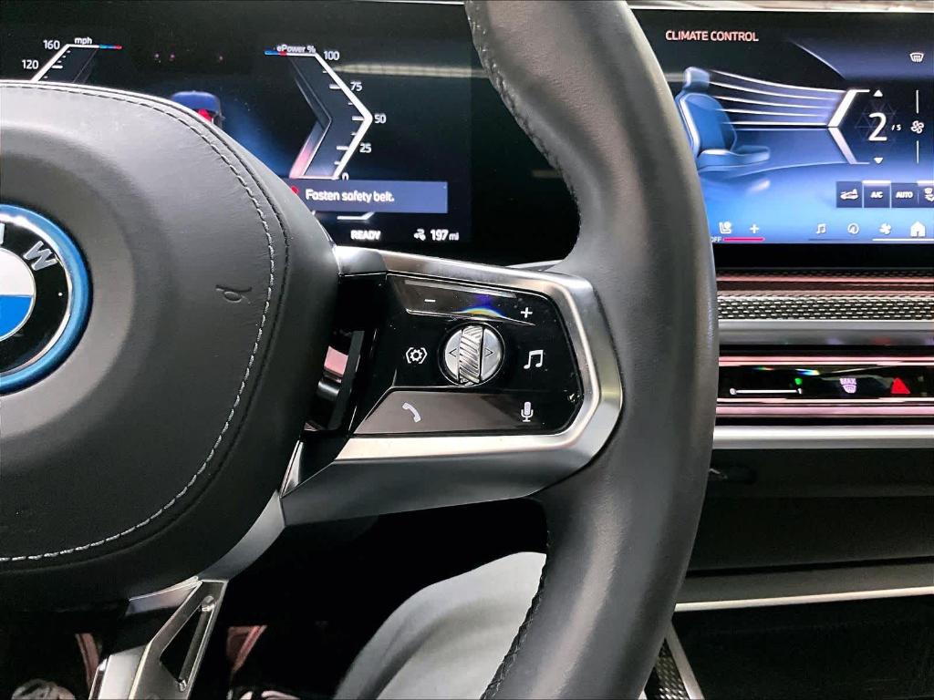 صورة مصغرة 21 لـ 2023 BMW I7 XDRIVE60
