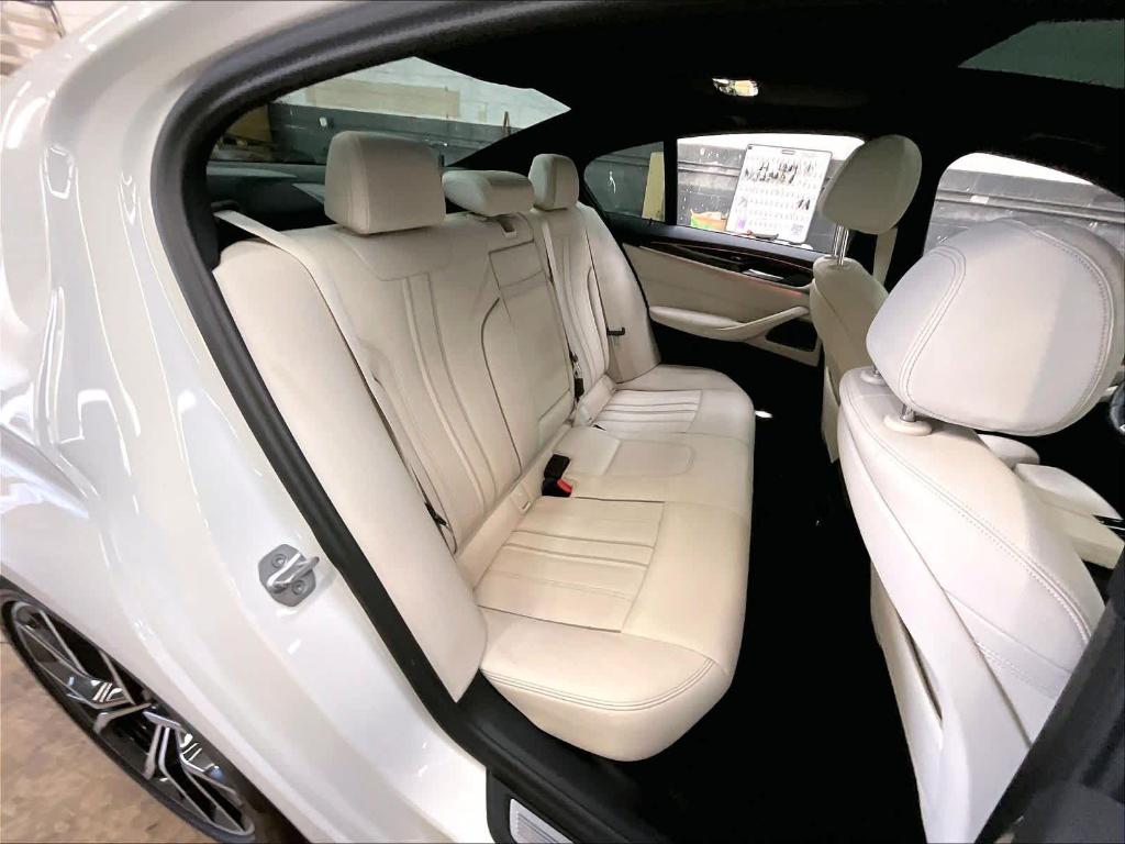صورة مصغرة 27 لـ 2023 BMW 540 I