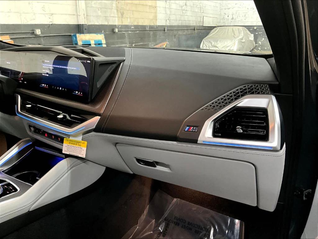 2026 BMW XM LABEL 缩略图 26