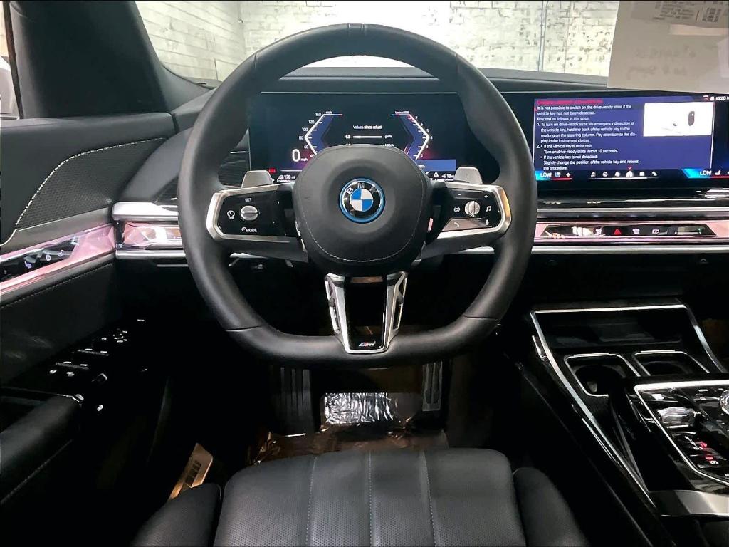 2026 BMW 750E XDRIVE — миниатюра 7