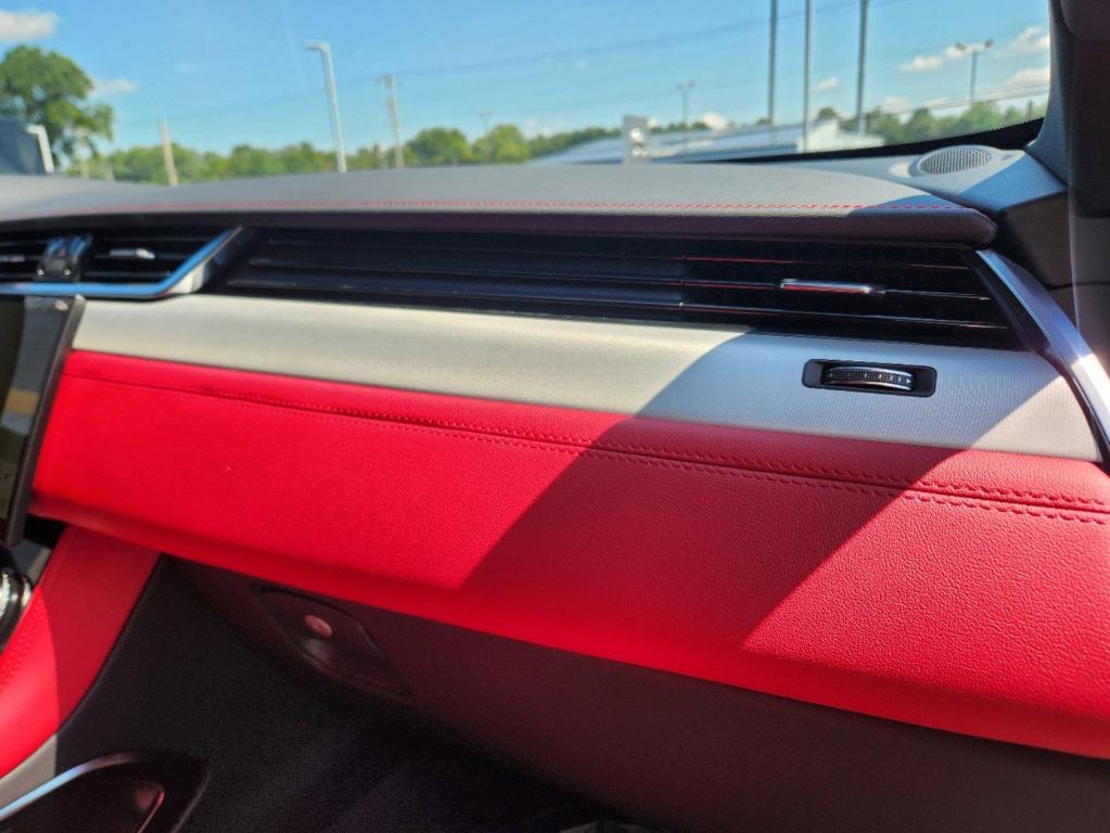 صورة مصغرة 13 لـ 2025 Jaguar F-PACE P250 R-DYNAMIC S