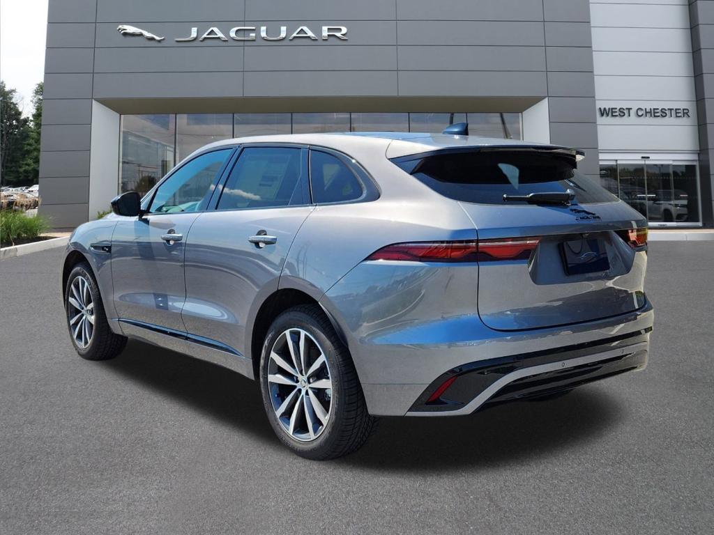 2025 Jaguar F-PACE P250 R-DYNAMIC S photo 3