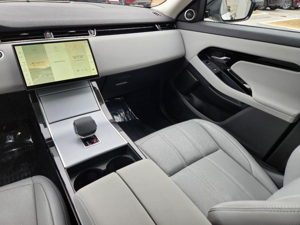 2024 LAND Rover RANGE ROVER EVOQUE CORE S — миниатюра 14