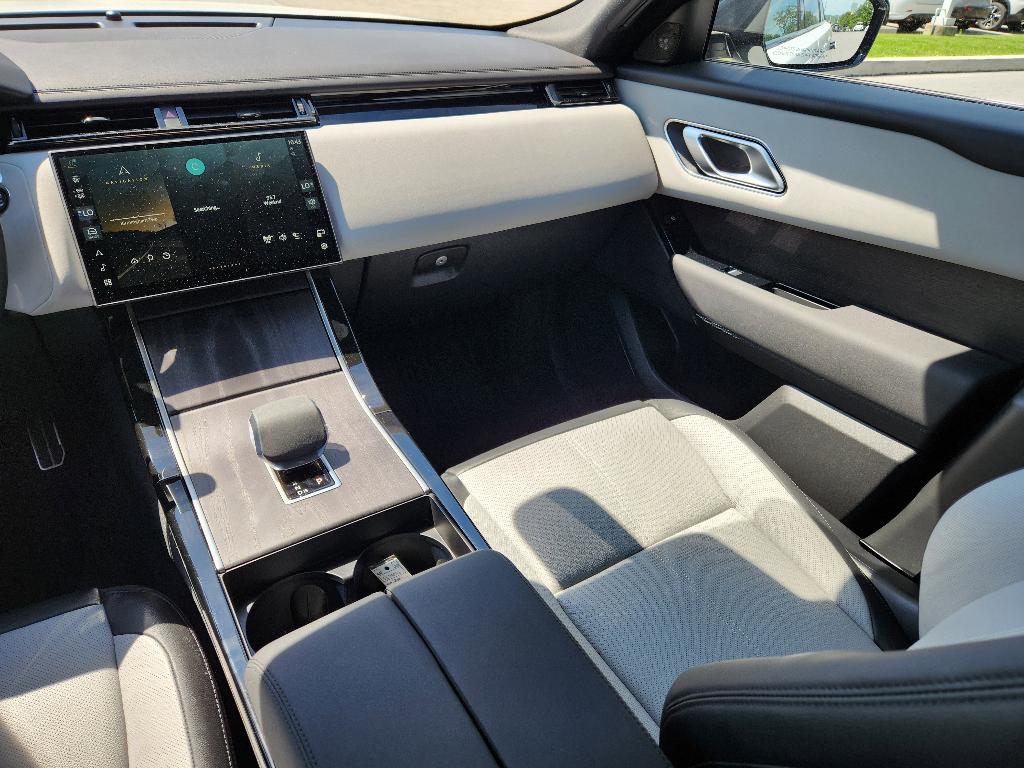 2026 LAND Rover RANGE ROVER VELAR P250 DYNAMIC SE thumbnail 14