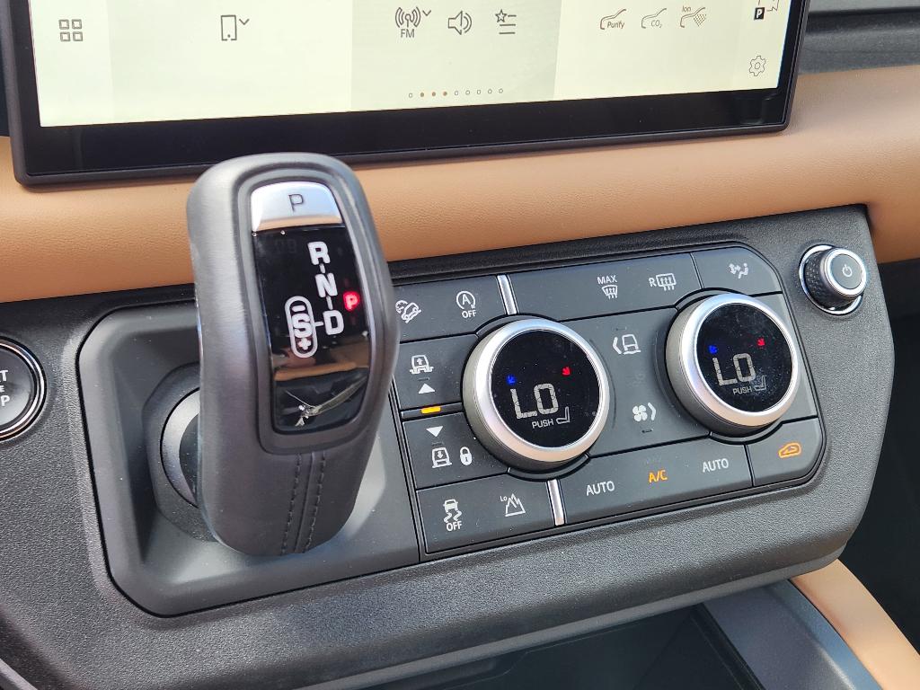2025 LAND Rover DEFENDER P400 X-DYNAMIC SE — миниатюра 20