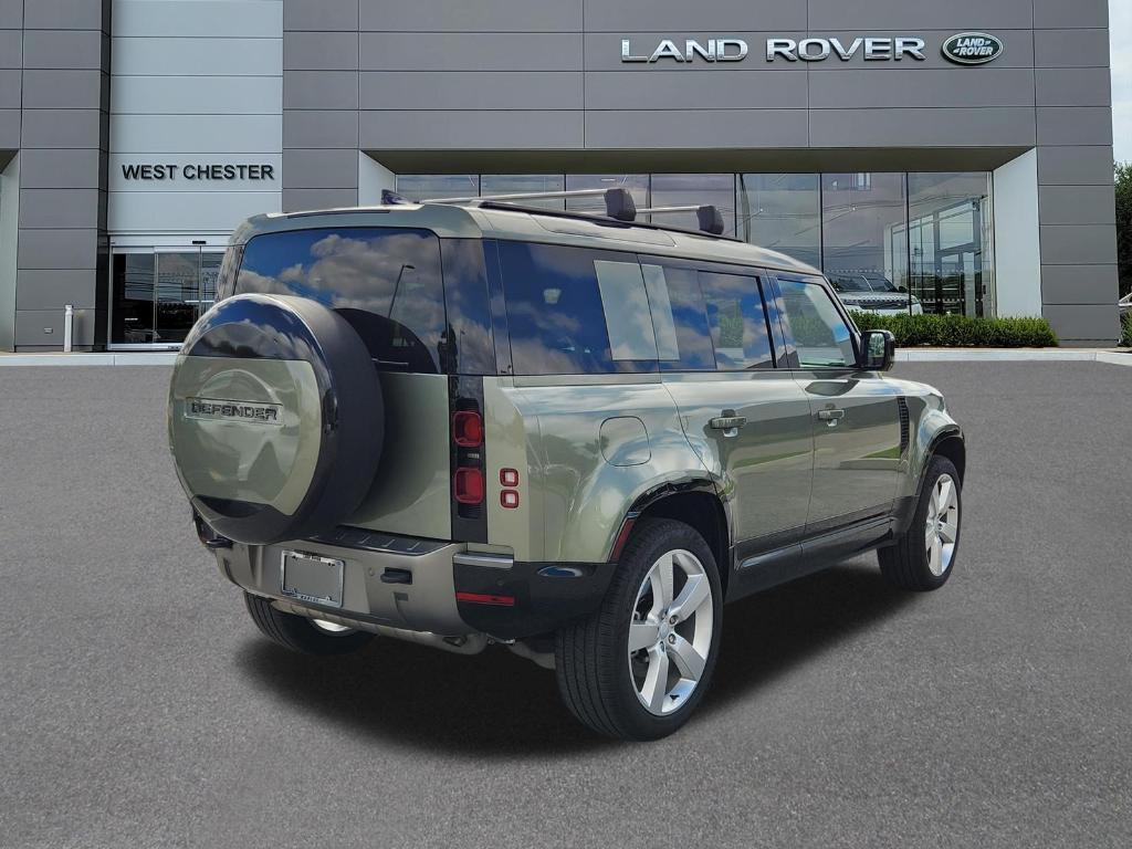 2025 LAND Rover DEFENDER P400 X-DYNAMIC SE — фото 4