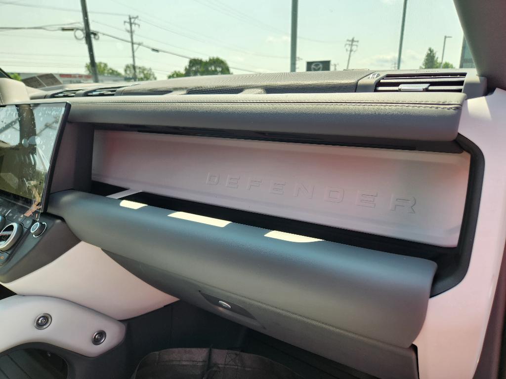 2026 LAND Rover DEFENDER P300 S 缩略图 13