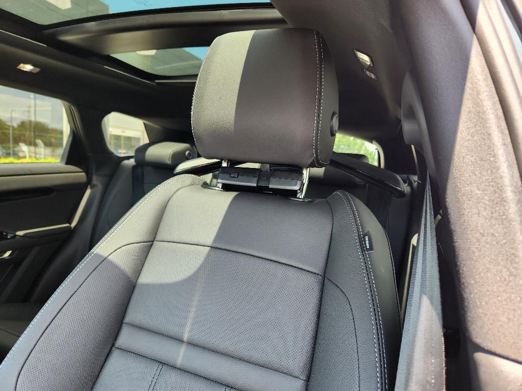 2026 LAND Rover RANGE ROVER EVOQUE HOXTON EDITION photo 8