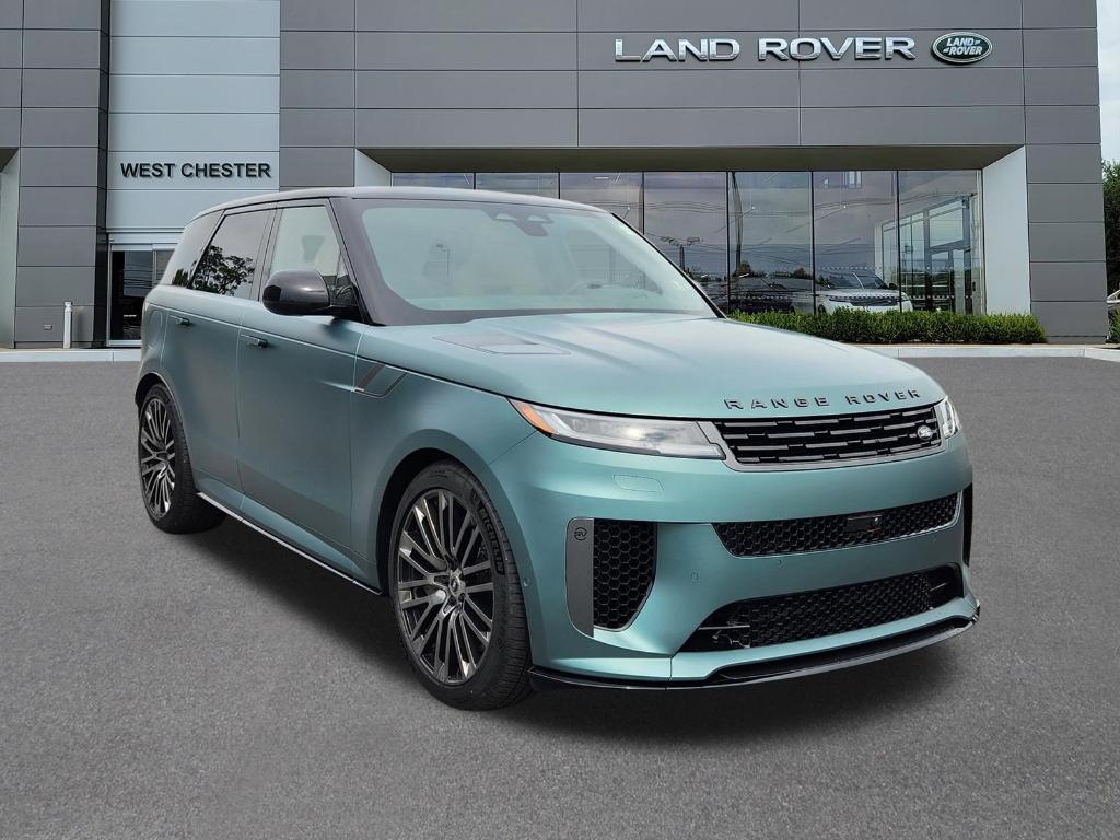 صورة 2 لـ 2025 LAND Rover RANGE ROVER SPORT P635 SV EDITION TWO