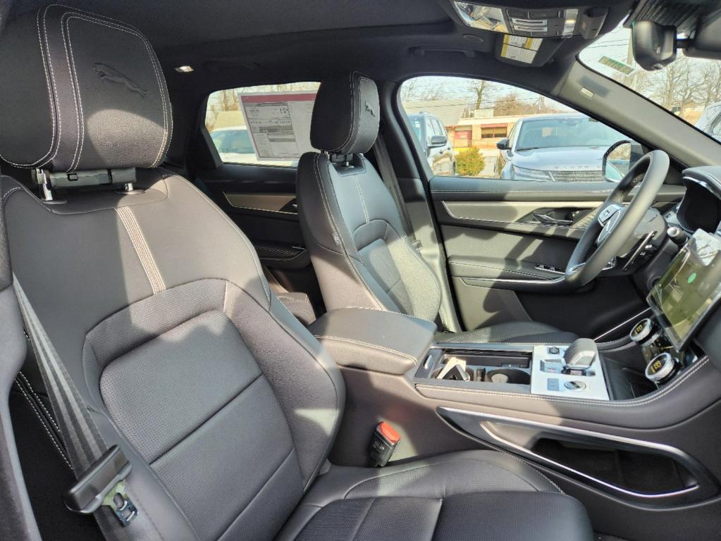 2025 Jaguar F-PACE P400 R-DYNAMIC S — фото 10