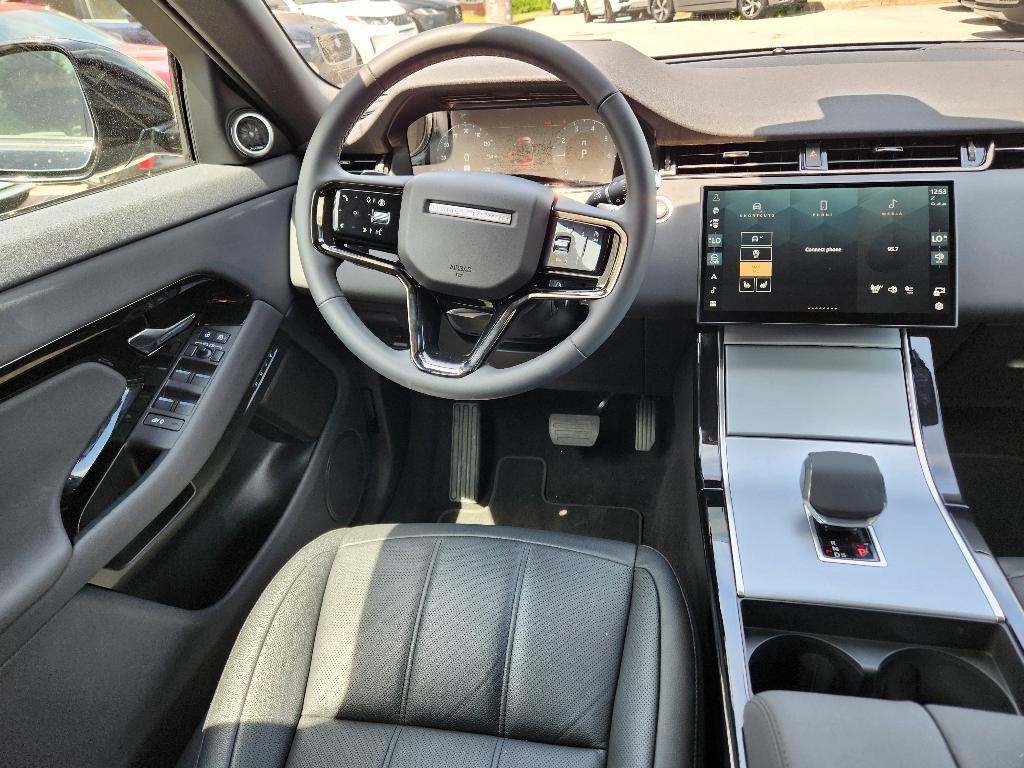 2025 LAND Rover RANGE ROVER EVOQUE CORE S — миниатюра 13
