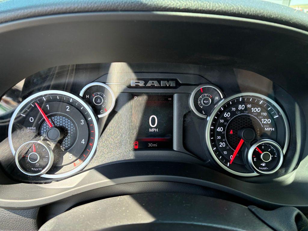 صورة مصغرة 15 لـ 2026 RAM 2500 BIG HORN CREW CAB 4X4 8' BOX