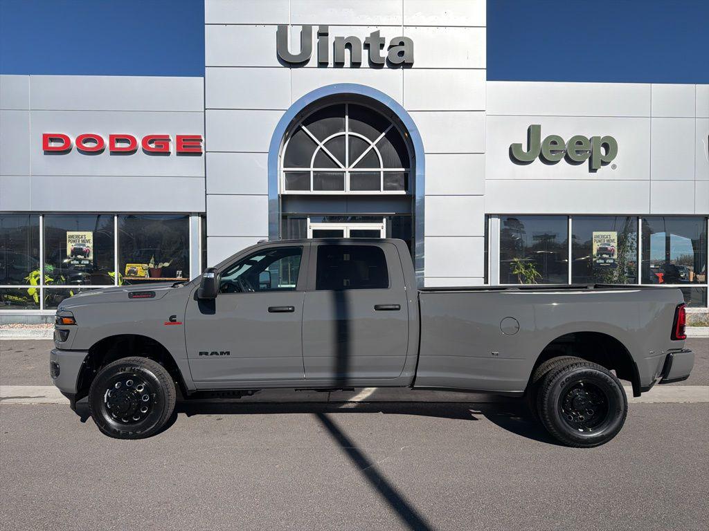 New 2026 RAM 3500 Big Horn Crew Cab 4x4 8' Box
