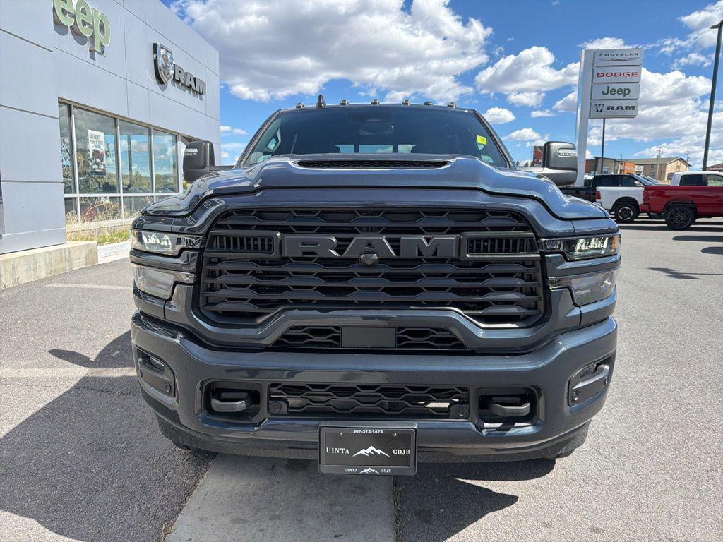 صورة مصغرة 12 لـ 2026 RAM 2500 BLACK EXPRESS CREW CAB 4X4 6'4' BOX