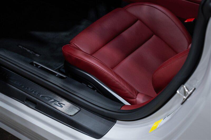 صورة مصغرة 25 لـ 2024 Porsche 911 CARRERA GTS
