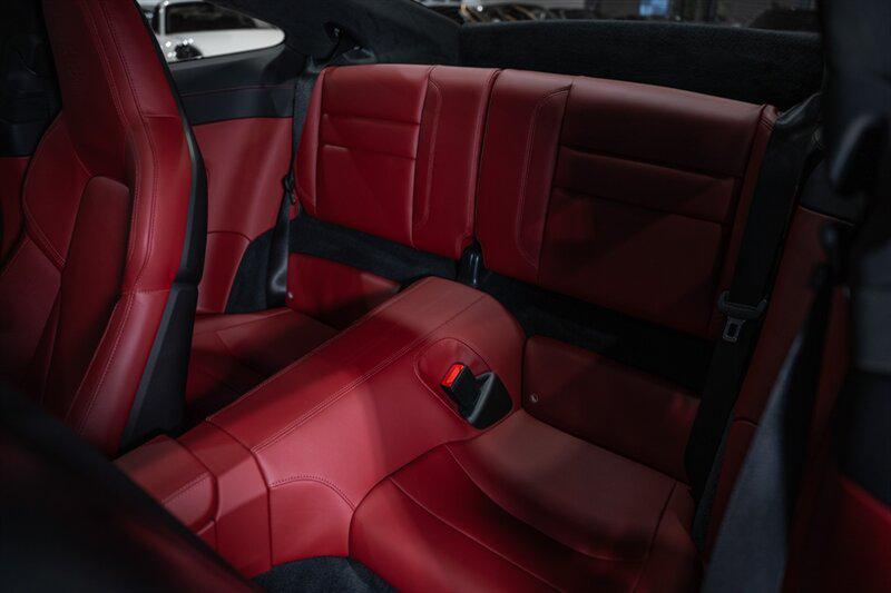 صورة مصغرة 22 لـ 2024 Porsche 911 CARRERA GTS