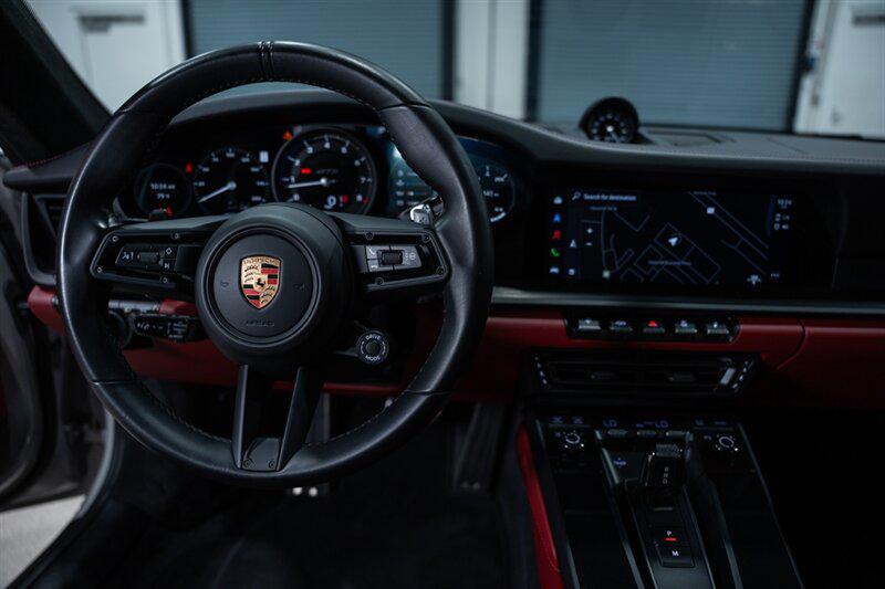 صورة مصغرة 44 لـ 2024 Porsche 911 CARRERA GTS